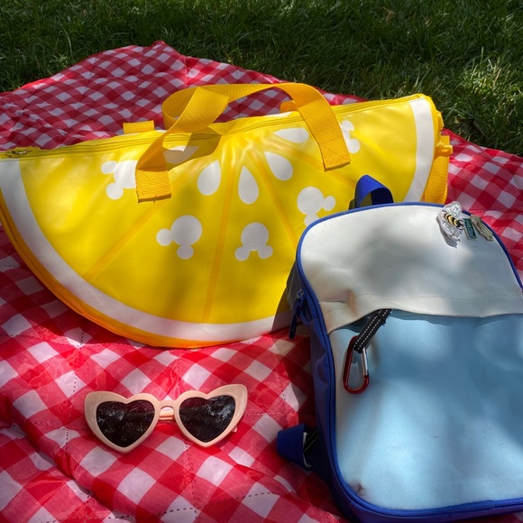 Meet your Posher, Mika - Picture 2 of 4